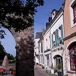 Appartement Logis Muraille Romaine, Centre Historique, Lit Queen Size Le Mans
