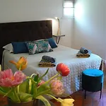 Appartement Logis Muraille Romaine, Centre Historique, Lit Queen Size Le Mans