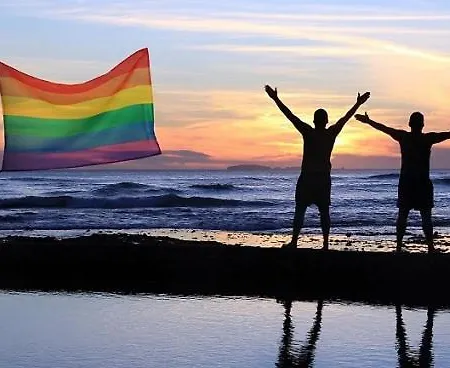 Logis Muraille Romaine, Centre Historique, Lit Queen Size * Ле-Ман