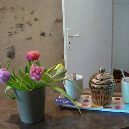 Апартаменты Logis Muraille Romaine, Centre Historique, Lit Queen Size *