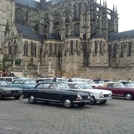 Logis Muraille Romaine, Centre Historique, Lit Queen Size * Ле-Ман