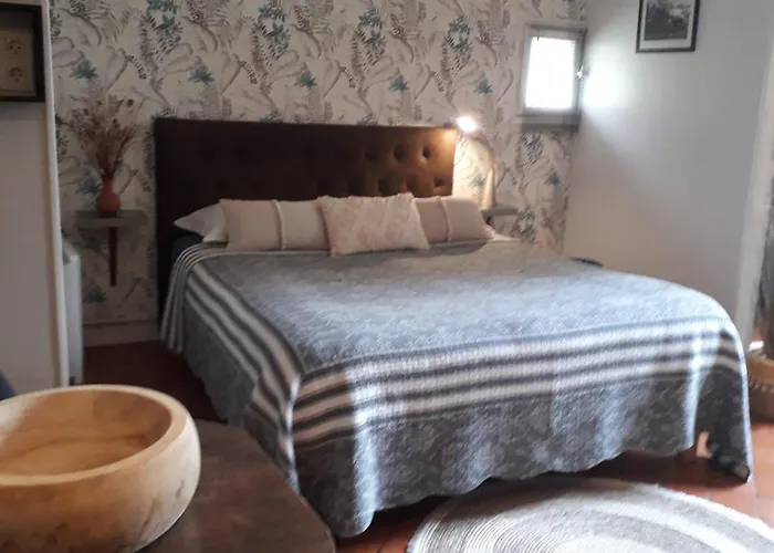 شقة Logis Muraille Romaine, Centre Historique, Lit Queen Size *