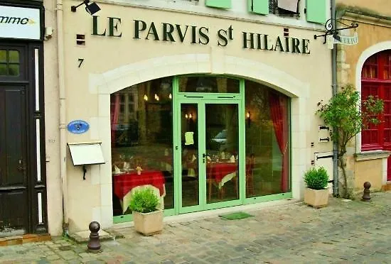 Logis Muraille Romaine, Centre Historique, Lit Queen Size Apartamento *