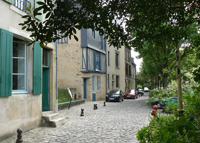 Apartamento Logis Muraille Romaine, Centre Historique, Lit Queen Size